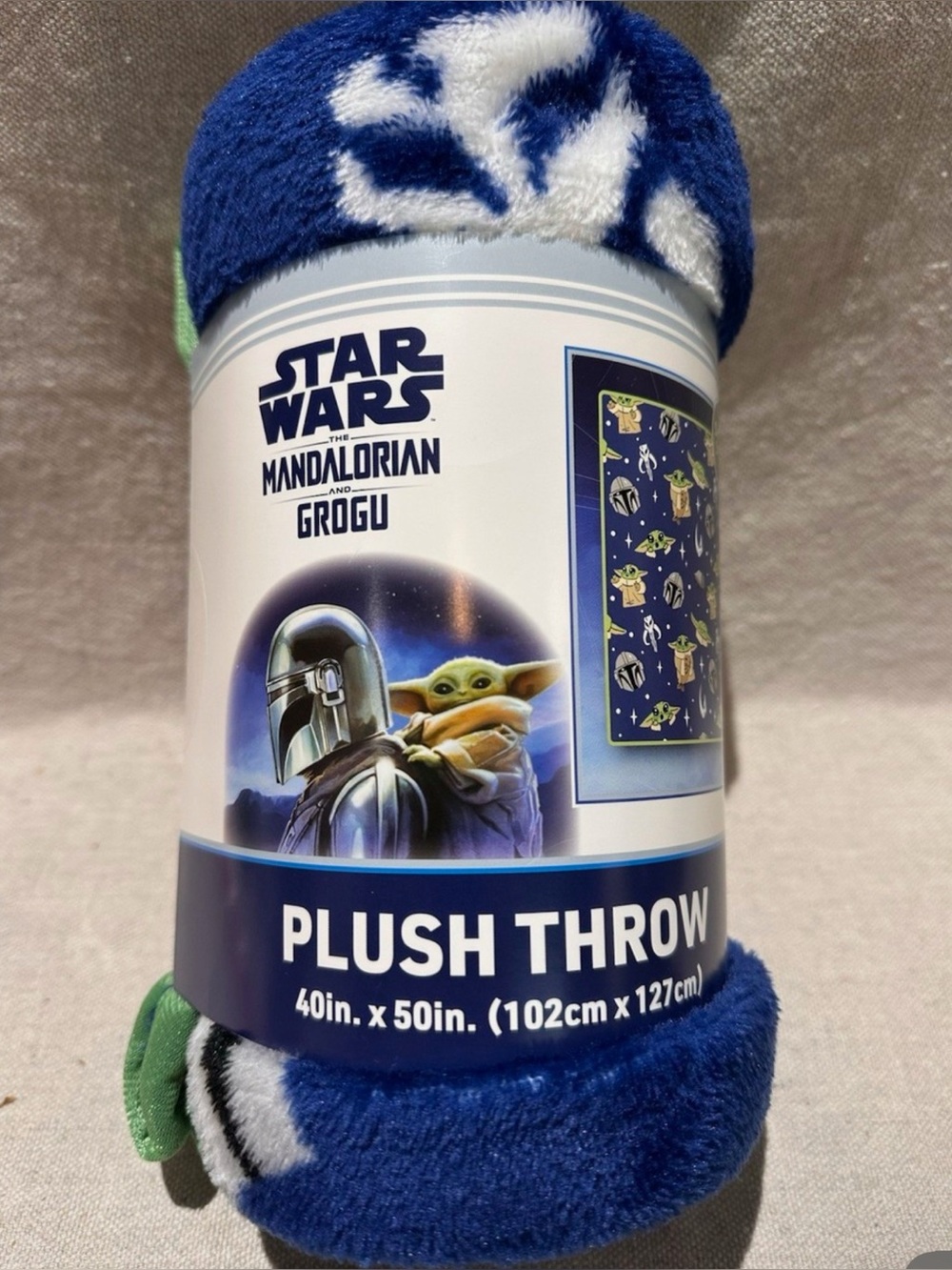 Star Wars Mandalorian & Grogu Plush Throw - Navy Blue & Bright Green NWT